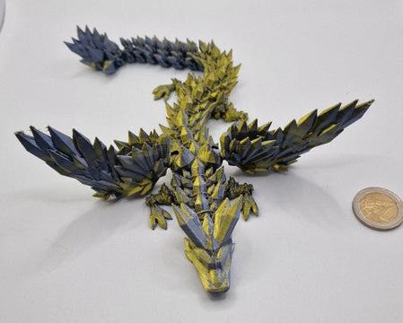 Figurine de Dragon avec Ailes